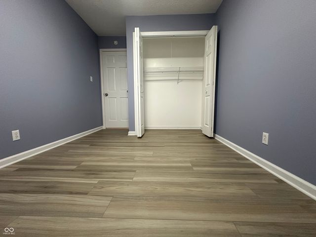 305 Cardinal Drive, Whiteland, IN 46184