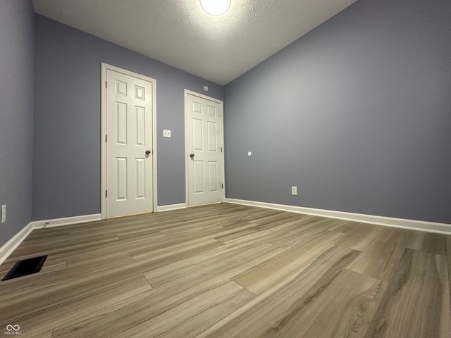 305 Cardinal Drive, Whiteland, IN 46184