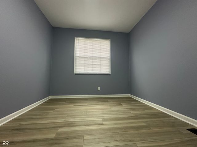 305 Cardinal Drive, Whiteland, IN 46184