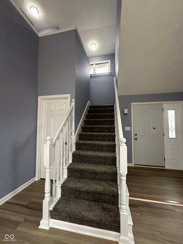 305 Cardinal Drive, Whiteland, IN 46184