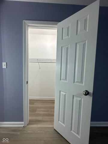 305 Cardinal Drive, Whiteland, IN 46184