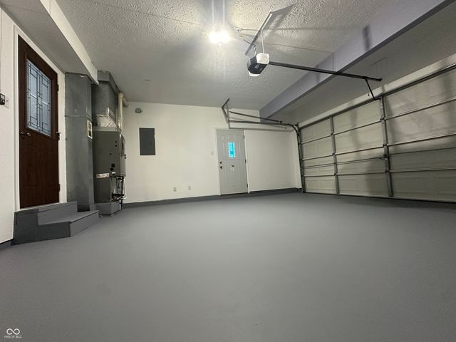 305 Cardinal Drive, Whiteland, IN 46184