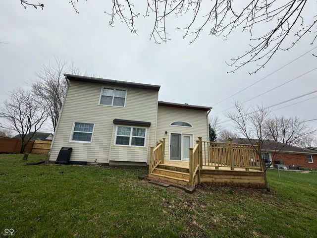 305 Cardinal Drive, Whiteland, IN 46184