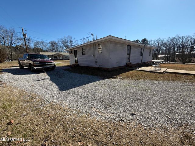 45 Hemlock Drive, Potts Camp, MS 38659
