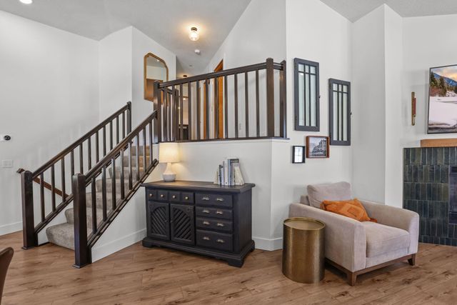 5683 Dufferin Drive, Savage, MN 55378