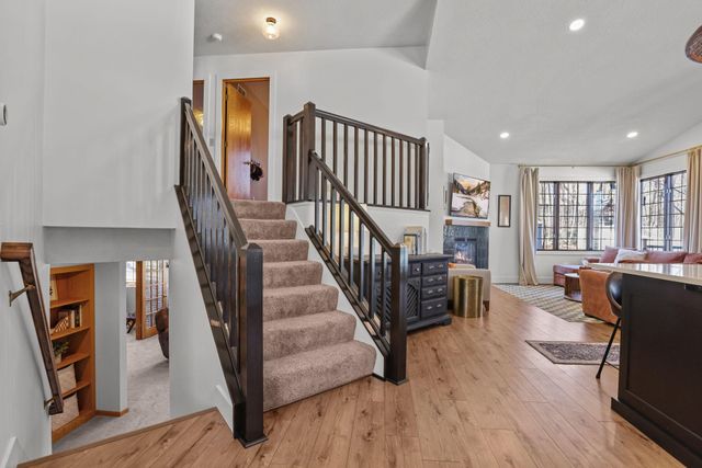 5683 Dufferin Drive, Savage, MN 55378