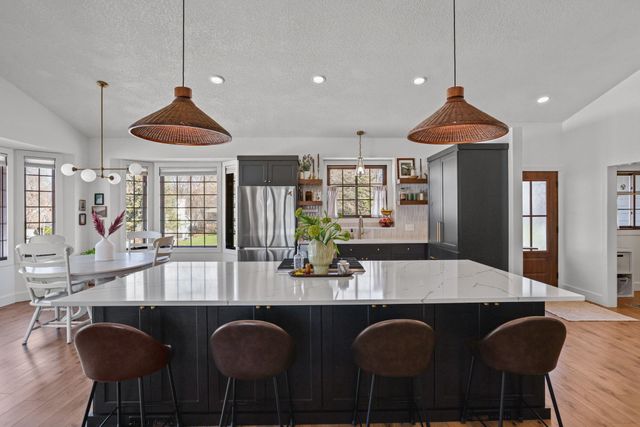 5683 Dufferin Drive, Savage, MN 55378