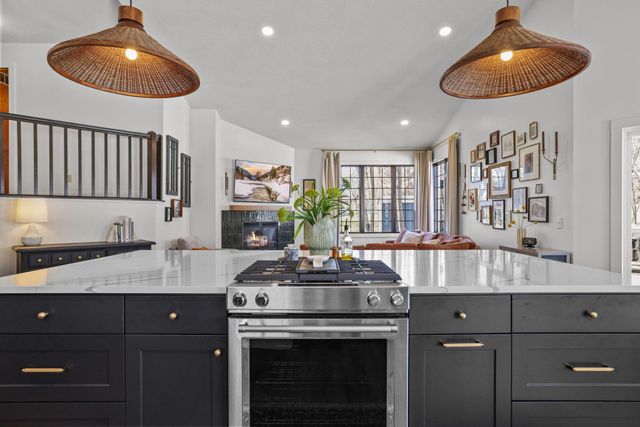 5683 Dufferin Drive, Savage, MN 55378