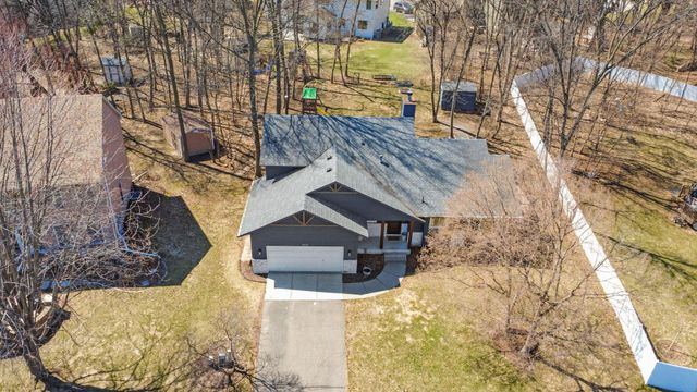 5683 Dufferin Drive, Savage, MN 55378