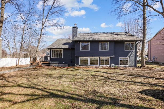 5683 Dufferin Drive, Savage, MN 55378