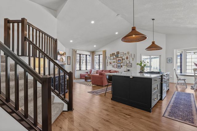 5683 Dufferin Drive, Savage, MN 55378