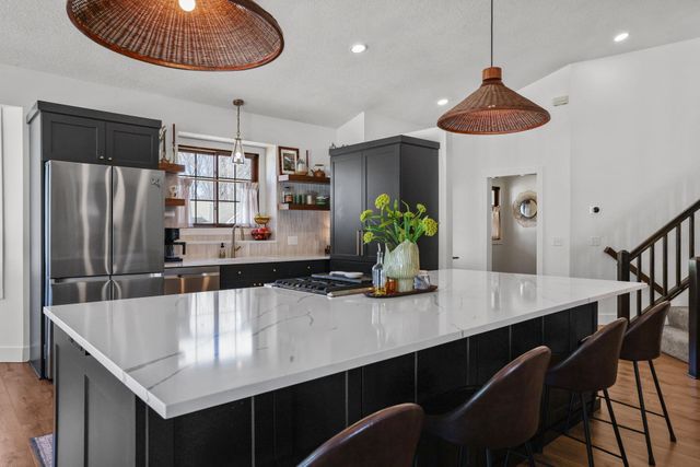 5683 Dufferin Drive, Savage, MN 55378