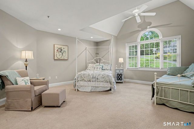 17 Meredith Lane, New Milford, CT 06776