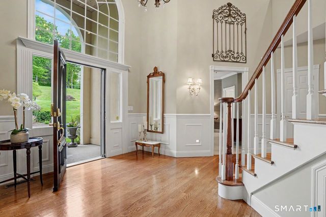 17 Meredith Lane, New Milford, CT 06776