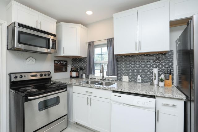 323 N Outlar Street, Wharton, TX 77488