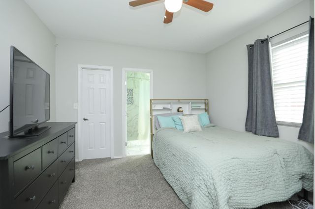 323 N Outlar Street, Wharton, TX 77488