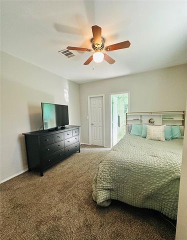 323 N Outlar Street, Wharton, TX 77488