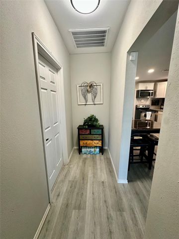 323 N Outlar Street, Wharton, TX 77488