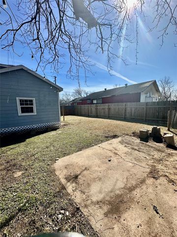 323 N Outlar Street, Wharton, TX 77488