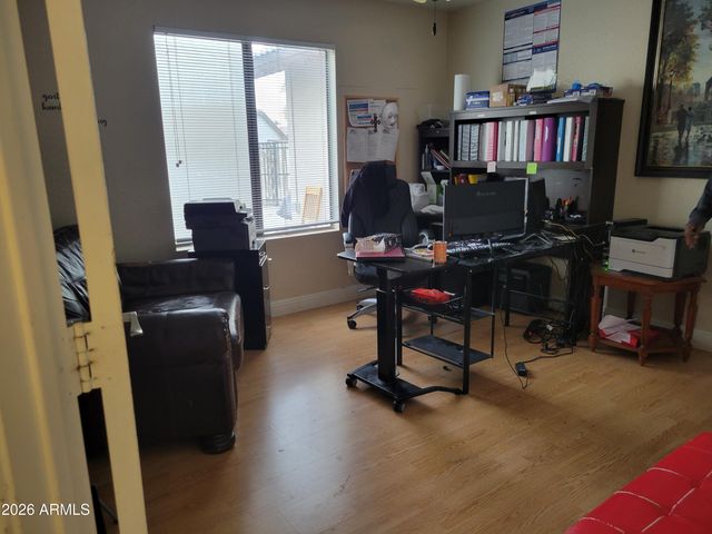 6127 W WAGONER Road, Glendale, AZ 85308