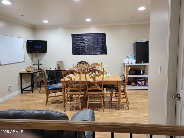 6127 W WAGONER Road, Glendale, AZ 85308