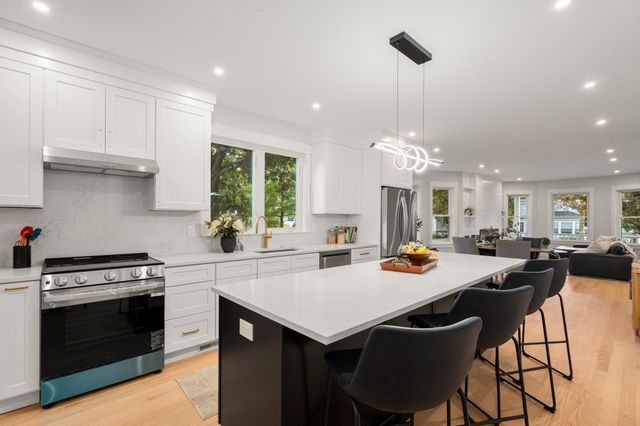 166 Church Street 166, Watertown, MA 02472