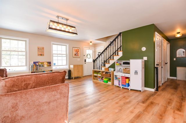 185 Berry River Road, Barrington, NH 03825