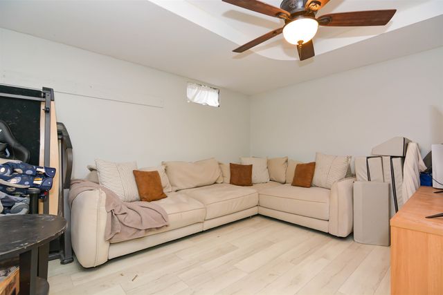 185 Berry River Road, Barrington, NH 03825