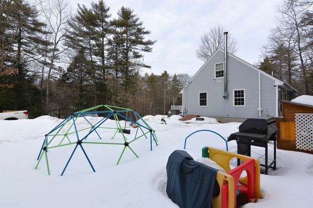 185 Berry River Road, Barrington, NH 03825