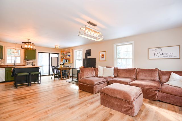 185 Berry River Road, Barrington, NH 03825