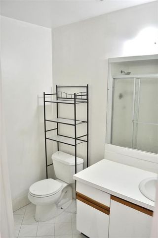 8237 NW 8th Court 4, Plantation, FL 33324