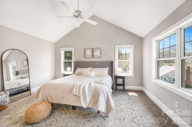 8 Lamar Avenue, Asheville, NC 28803