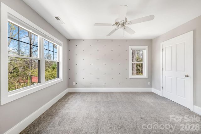 8 Lamar Avenue, Asheville, NC 28803