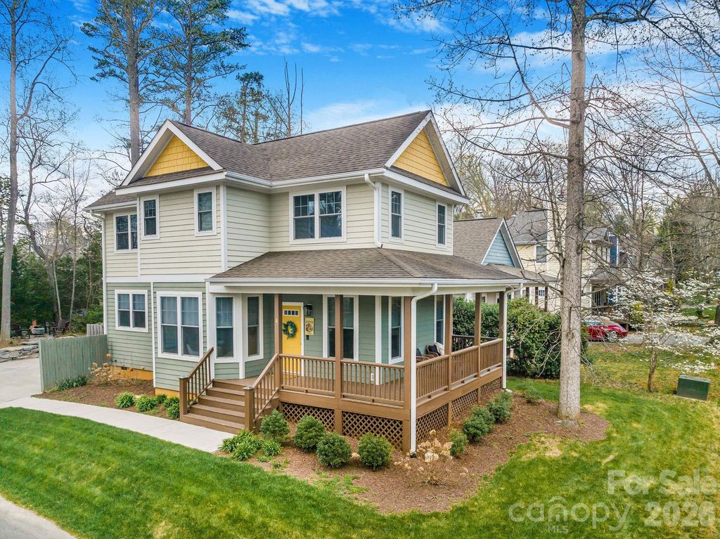8 Lamar Avenue, Asheville, NC 28803