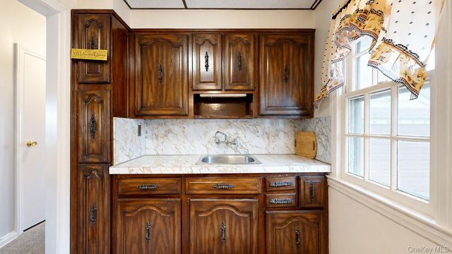 48-40 186th Street, Fresh Meadows, NY 11365