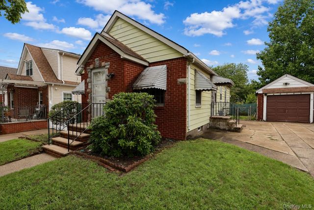 48-40 186th Street, Fresh Meadows, NY 11365