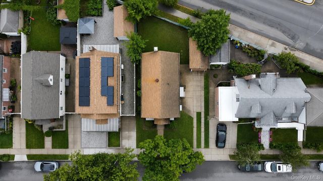 48-40 186th Street, Fresh Meadows, NY 11365