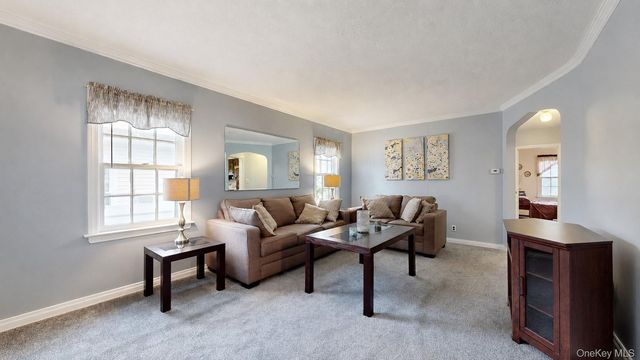 48-40 186th Street, Fresh Meadows, NY 11365