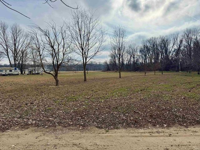5948 N 185 W Road, Patoka, IN 47666