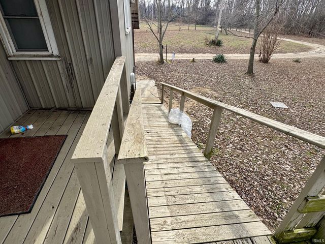 5948 N 185 W Road, Patoka, IN 47666