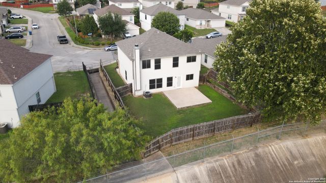 13227 Hopkins Glade, San Antonio, TX 78249