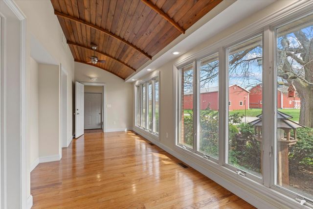 20216 Muckshaw Road, Argos, IN 46501