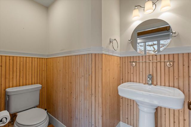 20216 Muckshaw Road, Argos, IN 46501