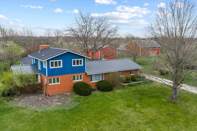 20216 Muckshaw Road, Argos, IN 46501