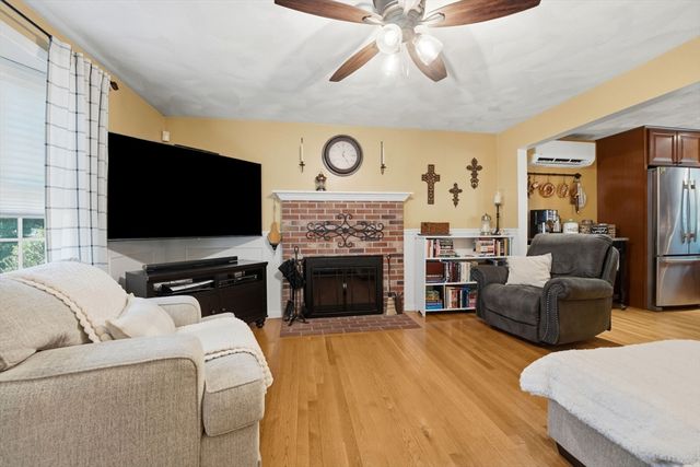 50 Trinity Cir, Attleboro, MA 02703
