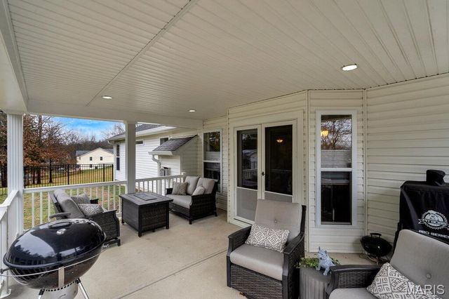 7916 Clover Lake Loop, Cedar Hill, MO 63016