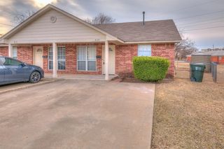 828 Russell Circle 830, Norman, OK 73071