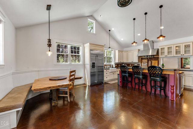 438 Murphy Creek Road, Grants Pass, OR 97527