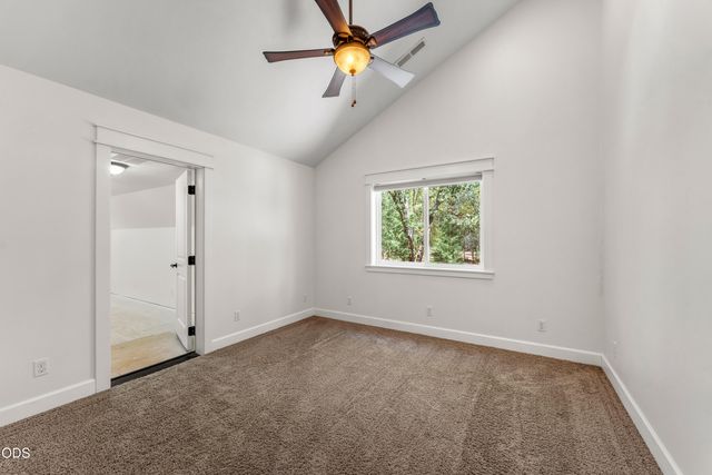 438 Murphy Creek Road, Grants Pass, OR 97527