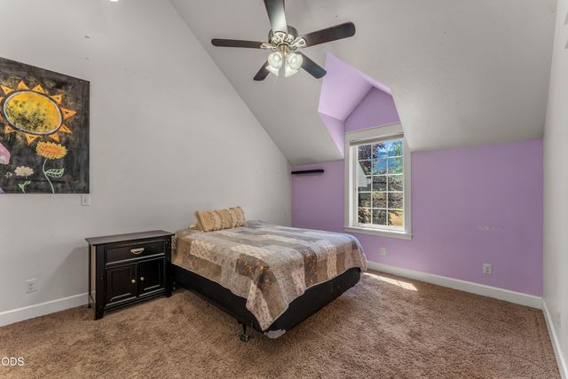 438 Murphy Creek Road, Grants Pass, OR 97527